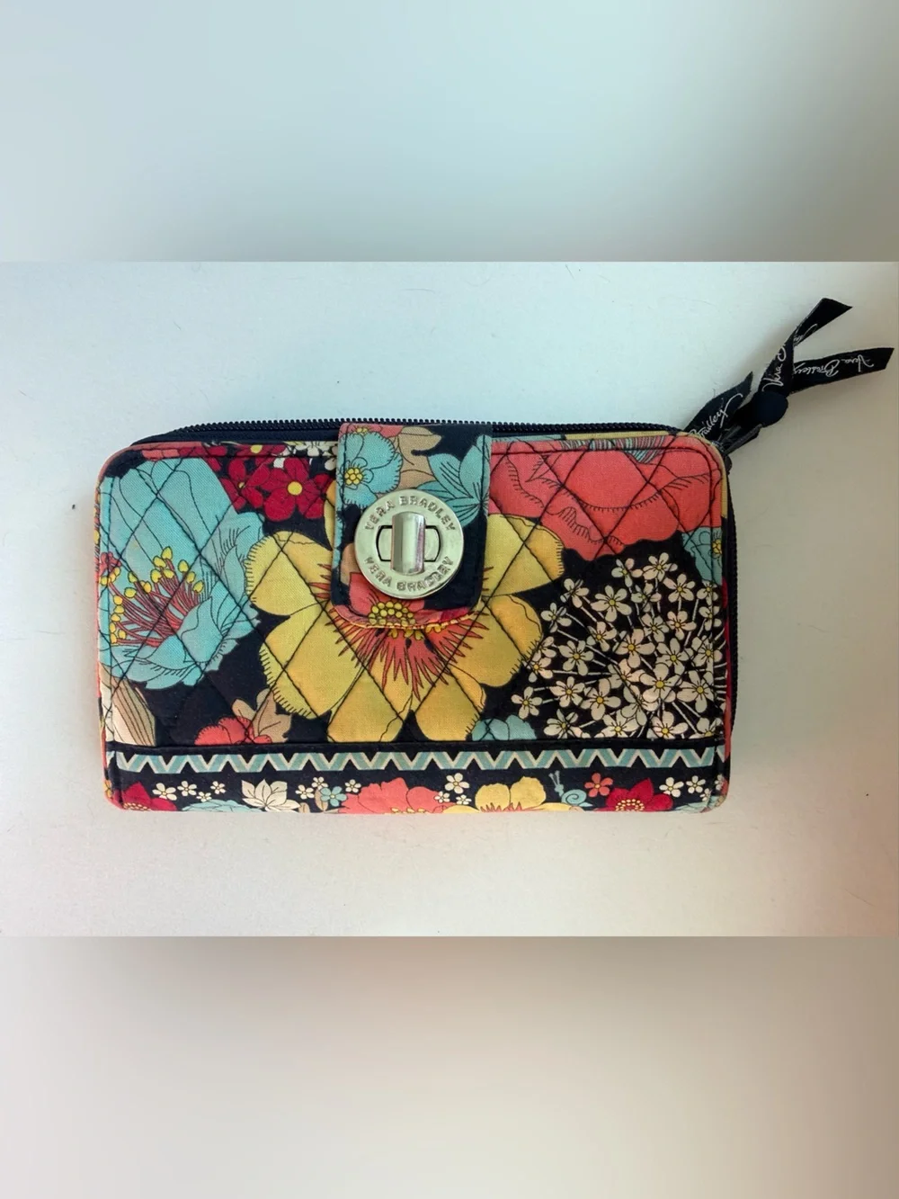 Vera Bradley Happy Snails Turnlock Credit Card  Wallet Clutch Large